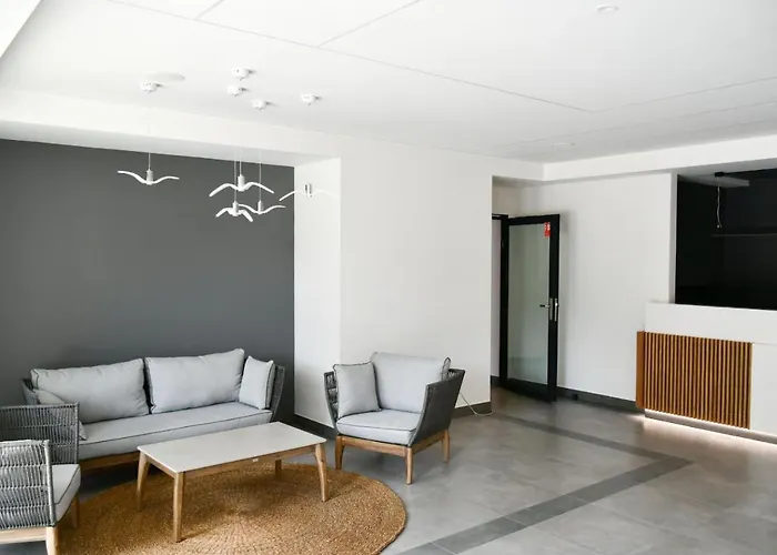 アパート Blue Sky ニエホジェ